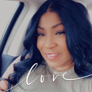 Meet your Posher, Renee